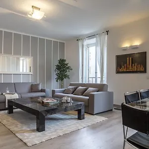 Joivy Mazzini Brera Apartment Milan