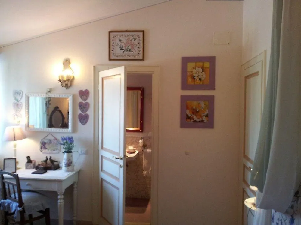Bed And Breakfast A Casa Delle Fate Assisi Bed & Breakfast