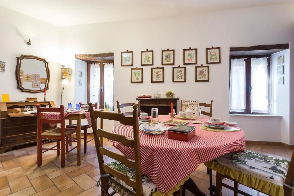 Bed And Breakfast A Casa Delle Fate Assisi 2*,